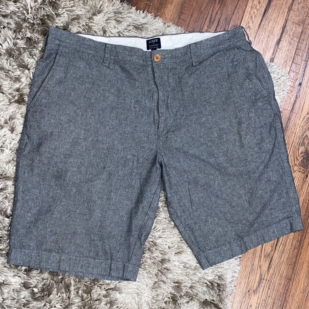 Size 38 J. Crew Flat Front Gray Cotton Shorts Like New Condition - Picture 1 of 4